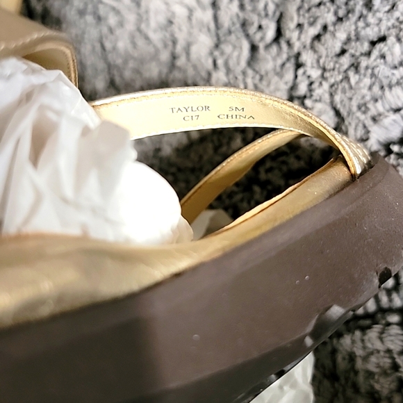 Taryn Rose Soft Gold Metallic Strappy Slingback Sandal - Picture 3 of 3